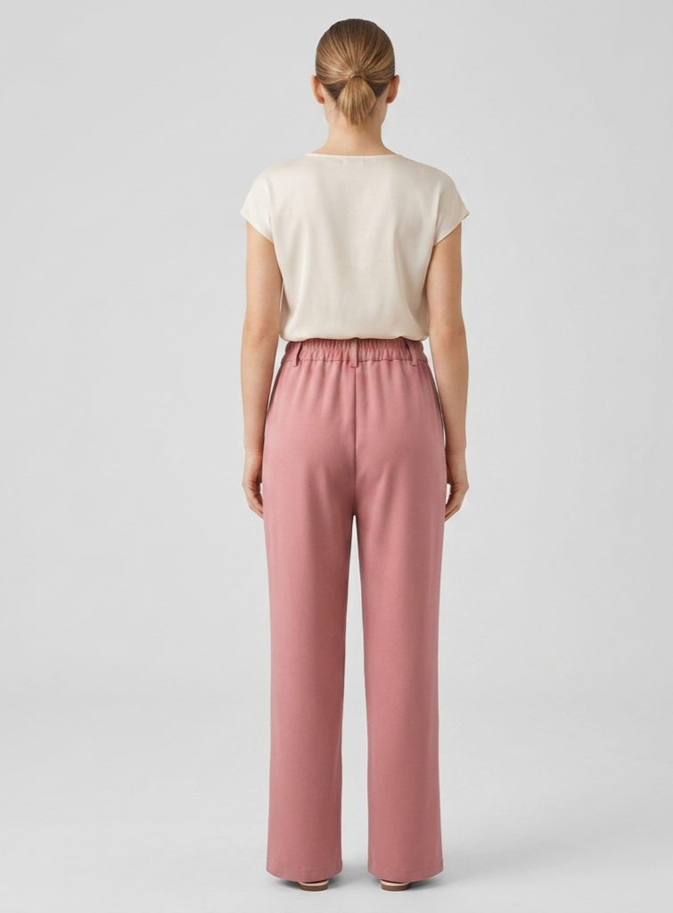 Pantalon liso con elastico trasero