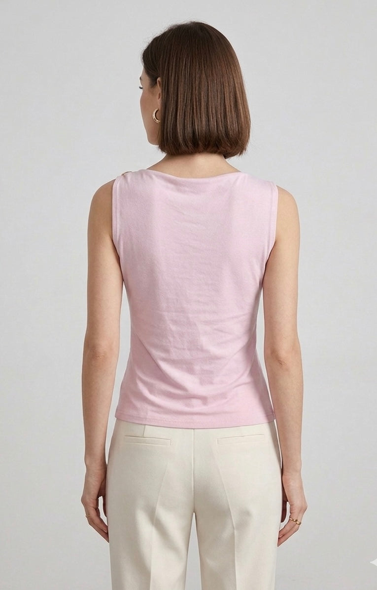 Blusa con broche