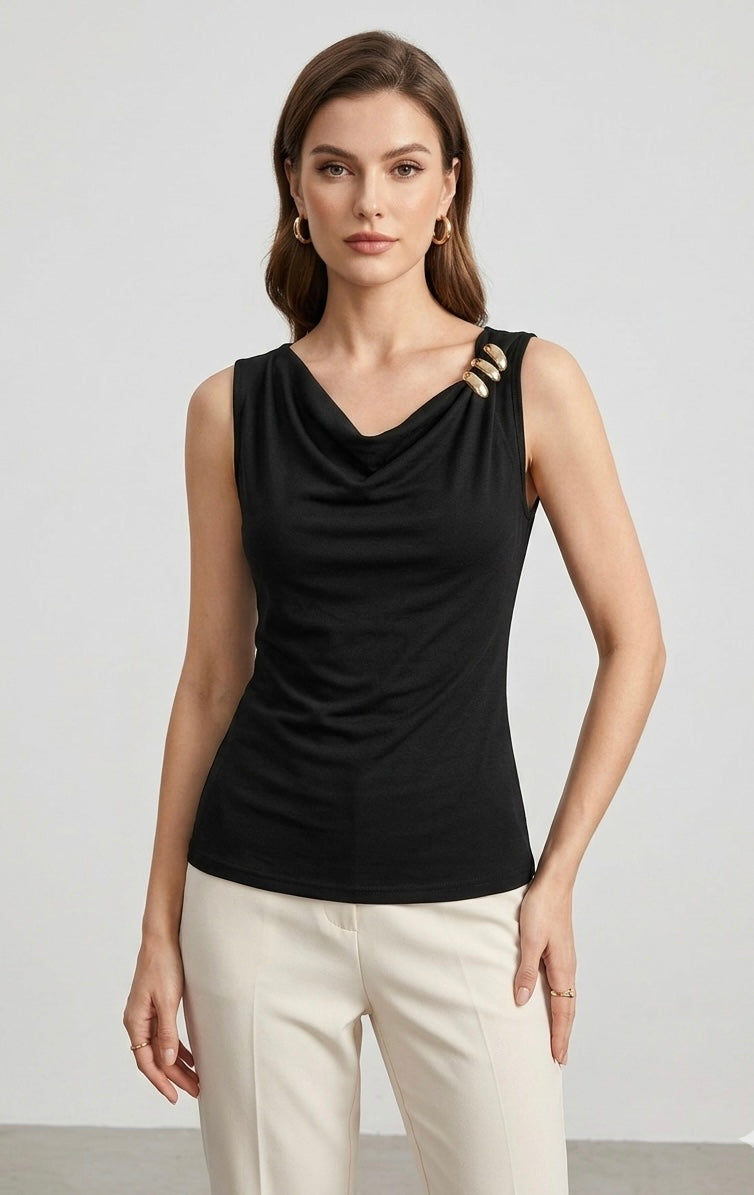 Blusa con broche