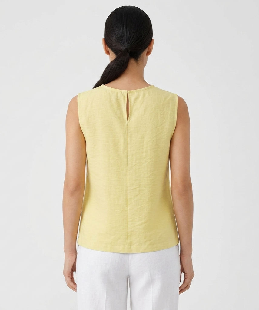 Blusa con aberturas sin mangas