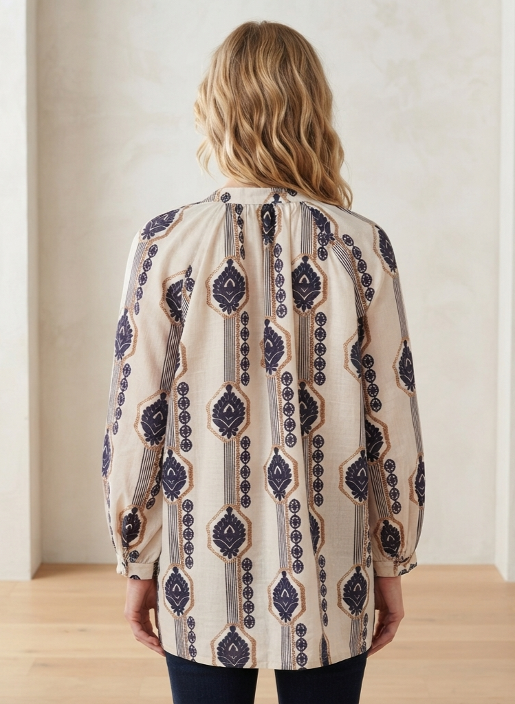 Blusa estampada manga larga